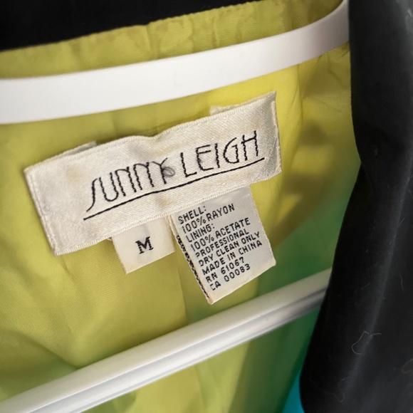 Retro Jacket - Picture 3 of 3